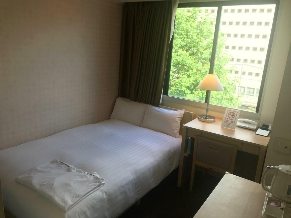 Hotel Sunline Fukuoka Hakata Ekimae Экстерьер фото